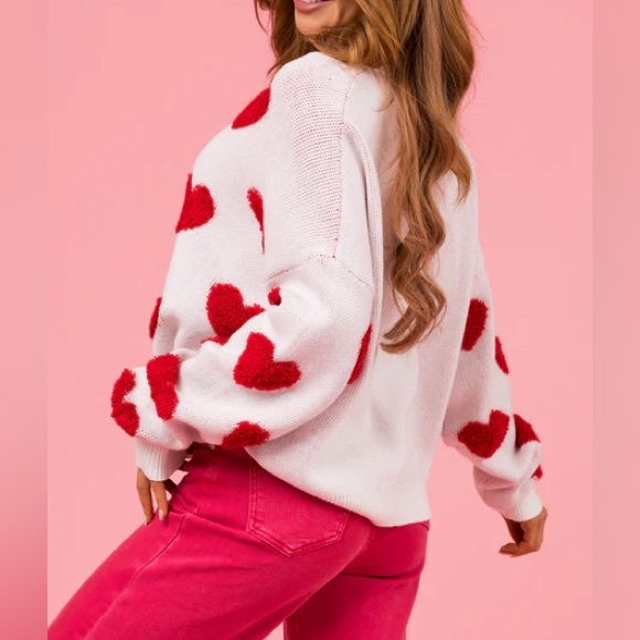 New large Valentine’s Day Off White and Cherry red Heart Pattern Sweater - Picture 8 of 9